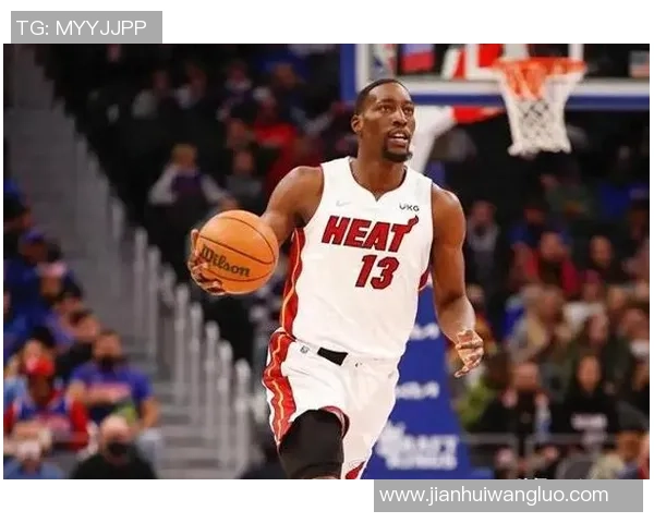 骑士与老鹰季后赛第三场激战回顾球星表现与战术分析