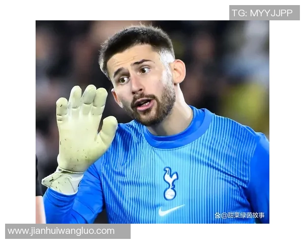 卡拉格:维卡里奥不应逆足脚传球给格雷,他总把职责推给他人 卡拉格:维卡里奥不应逆足脚传球给格雷,他总把职责推给他人